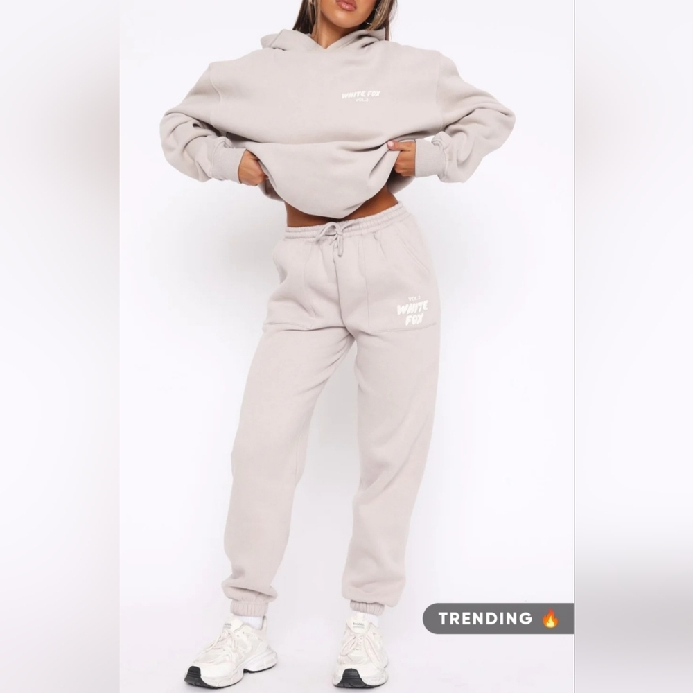 White Fox Boutique Offstage Sweatpants- In Moon TRENDY!!